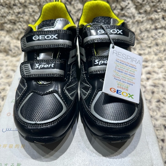 logo accent werknemer Geox | Shoes | Boys Geox Respira Blackneon Yellow Us 3 Uk 12 12 Eur 31 |  Poshmark